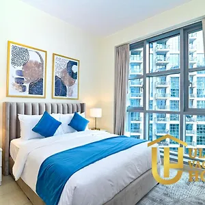 Stylish 1br-next To Mall In Standpoint B دبي